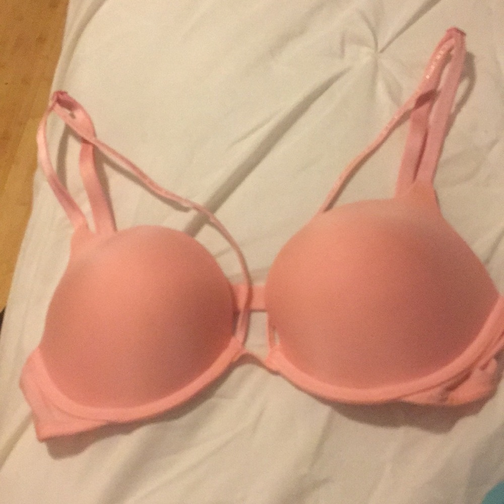 Bra VS Like new